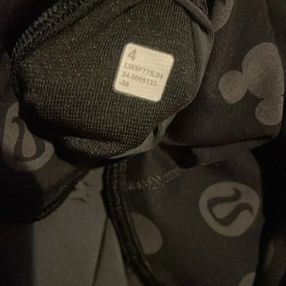 Lululemon x Disney wunder train high rise size 4